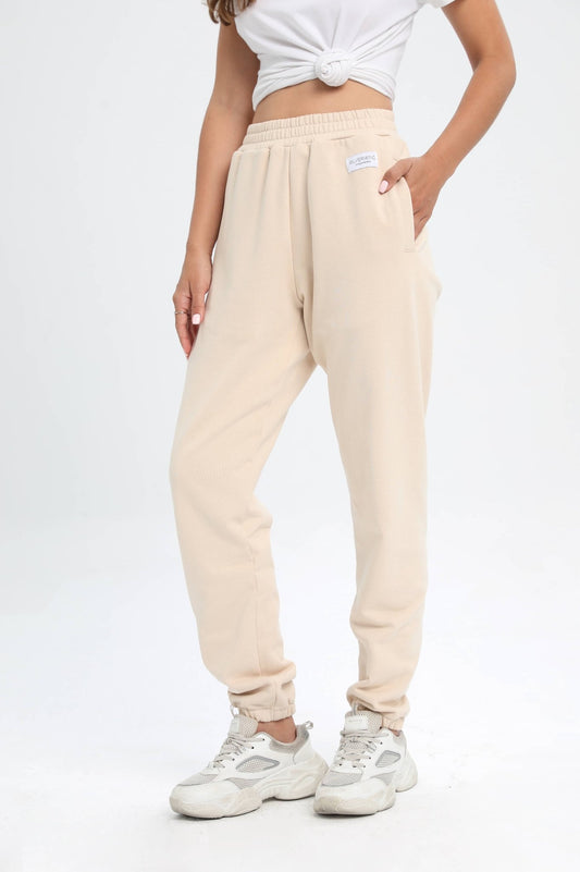 Relaxed Pocket Jogger - Cosmic Latte - MYSILVERWIND