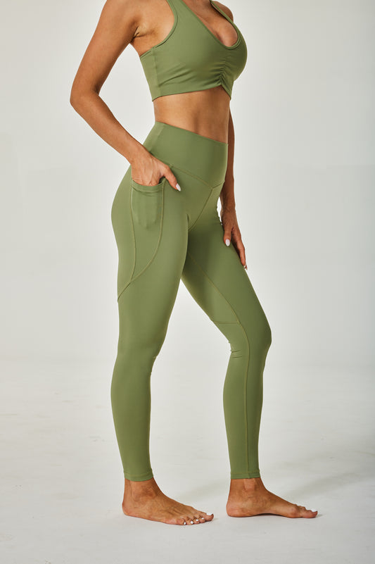 Solid Color Leggings, Activewear Sets for Women – SILVERWIND