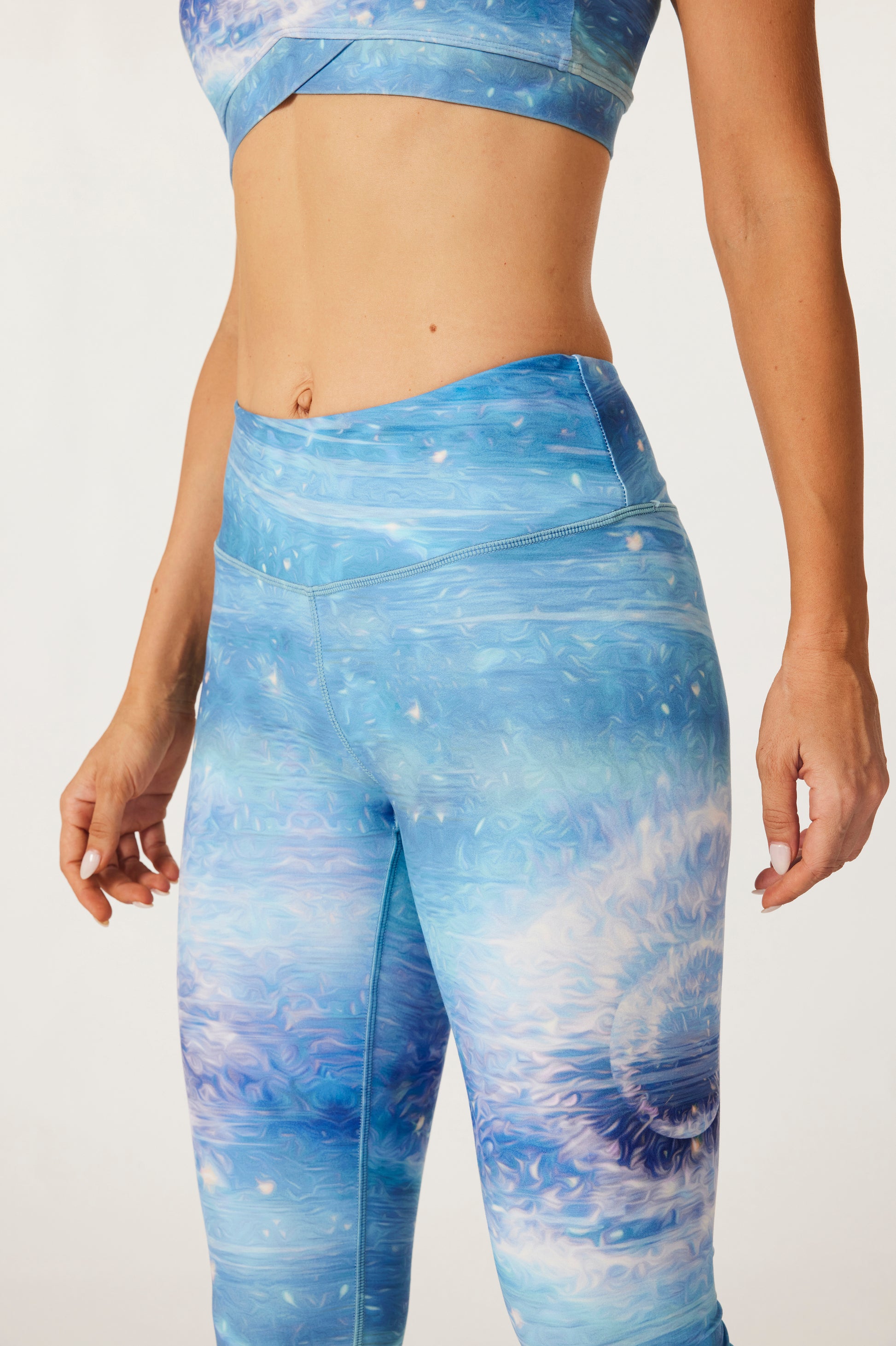 Strength Blue Mid-waisted Leggings - SILVERWIND