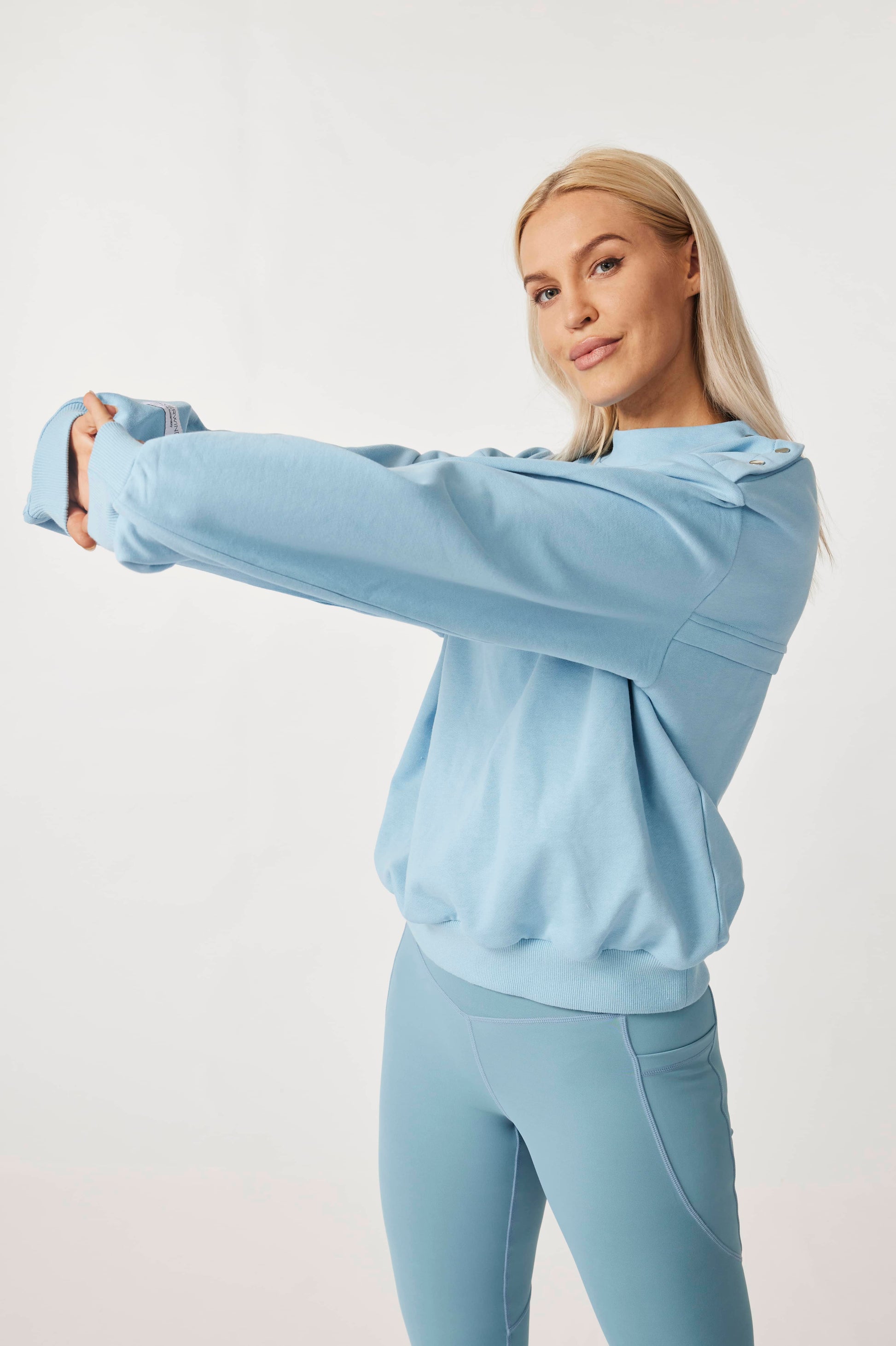 Relaxed Two-way Oversized Sweatshirt - Calm Blue -SILVERWIND