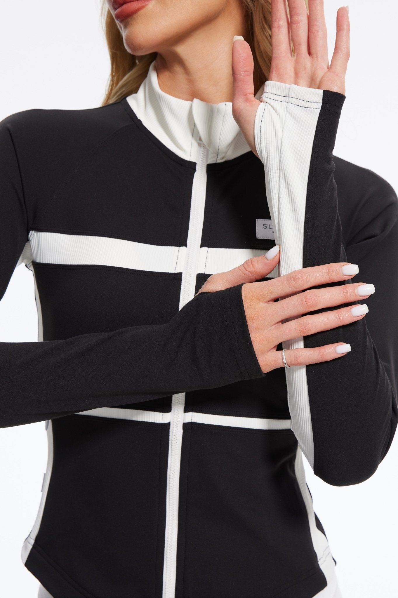 AeroContour Jacket - Black & White / Classic Panda - MYSILVERWIND