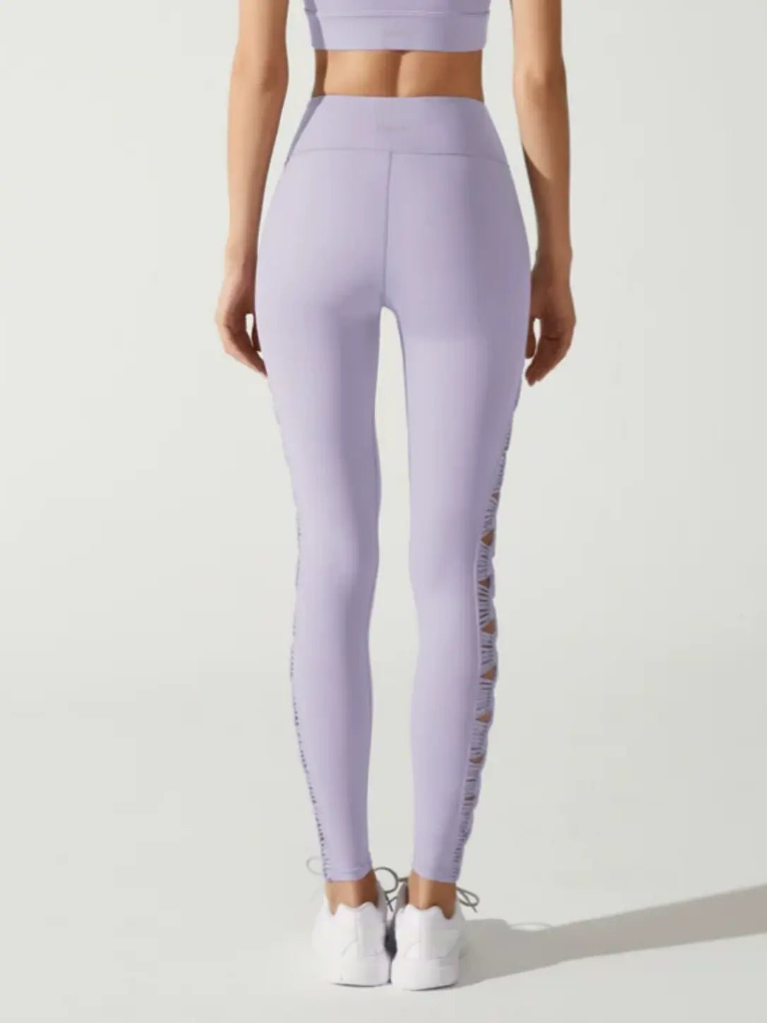 AeroWeave Handwoven High-Waist Cutout Capri Yoga Leggings - MYSILVERWIND
