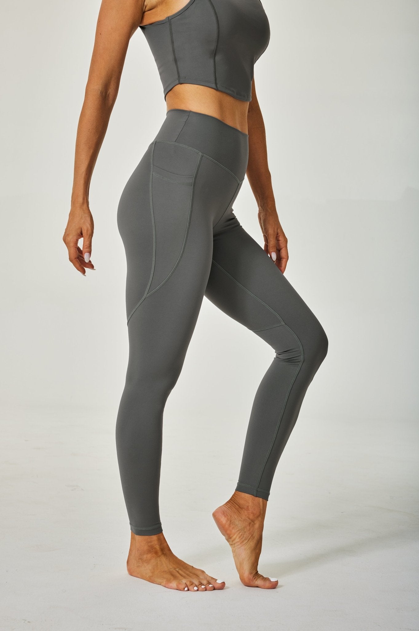 Airflow High - waisted Leggings - Dark Grey - MYSILVERWIND