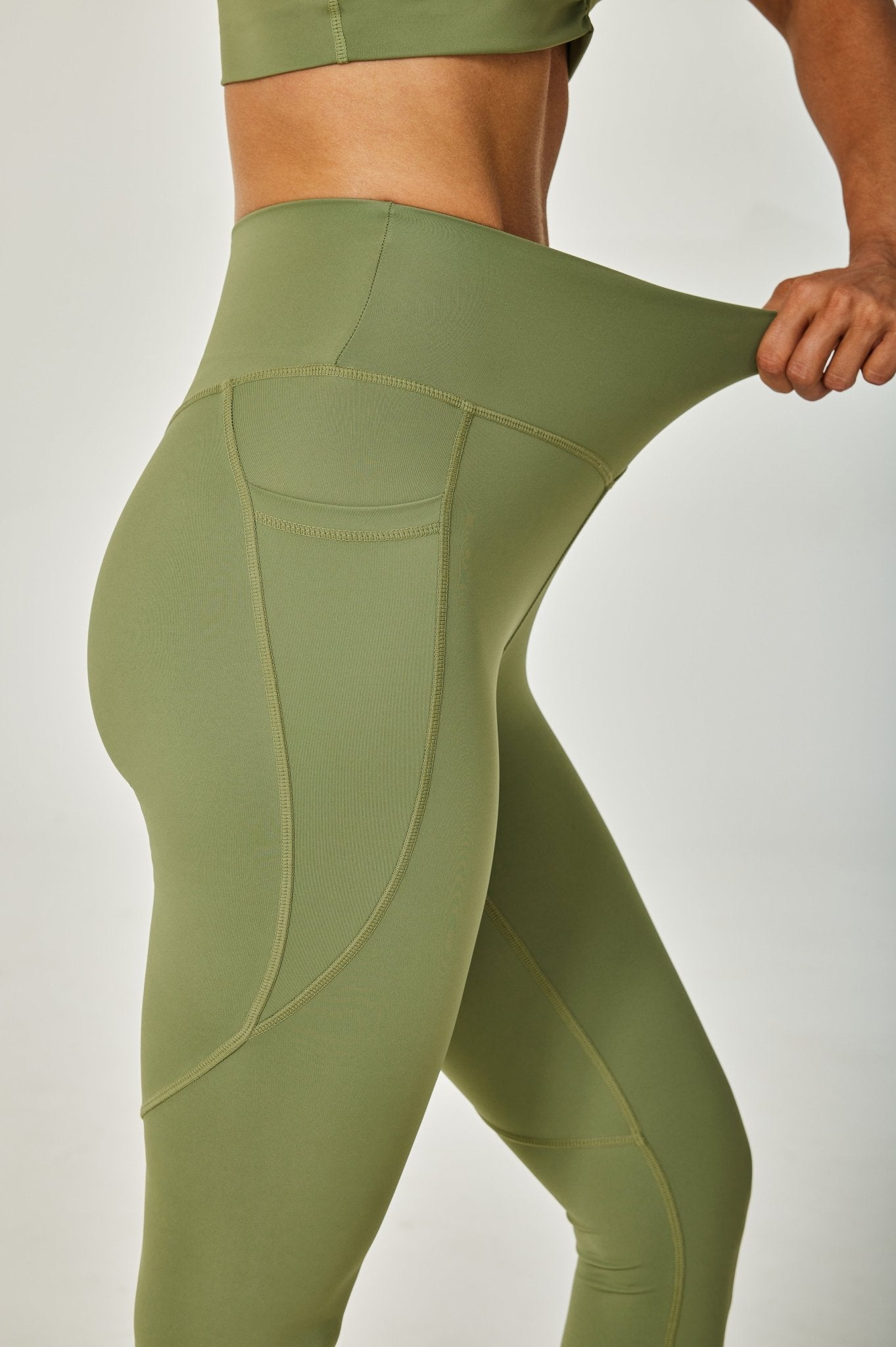 Airflow High - waisted Leggings - Light Green - MYSILVERWIND