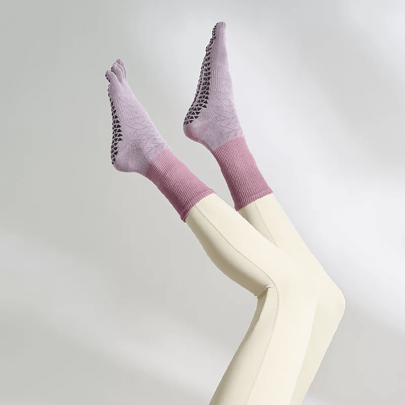 AuraGrip Five - Toe Non - Slip Yoga Socks - MYSILVERWIND
