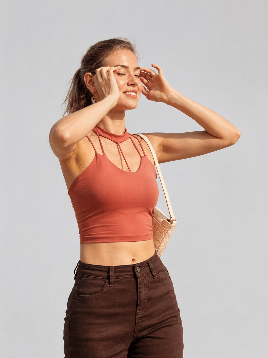ChokerMuse Strappy Choker Yoga Bra - MYSILVERWIND