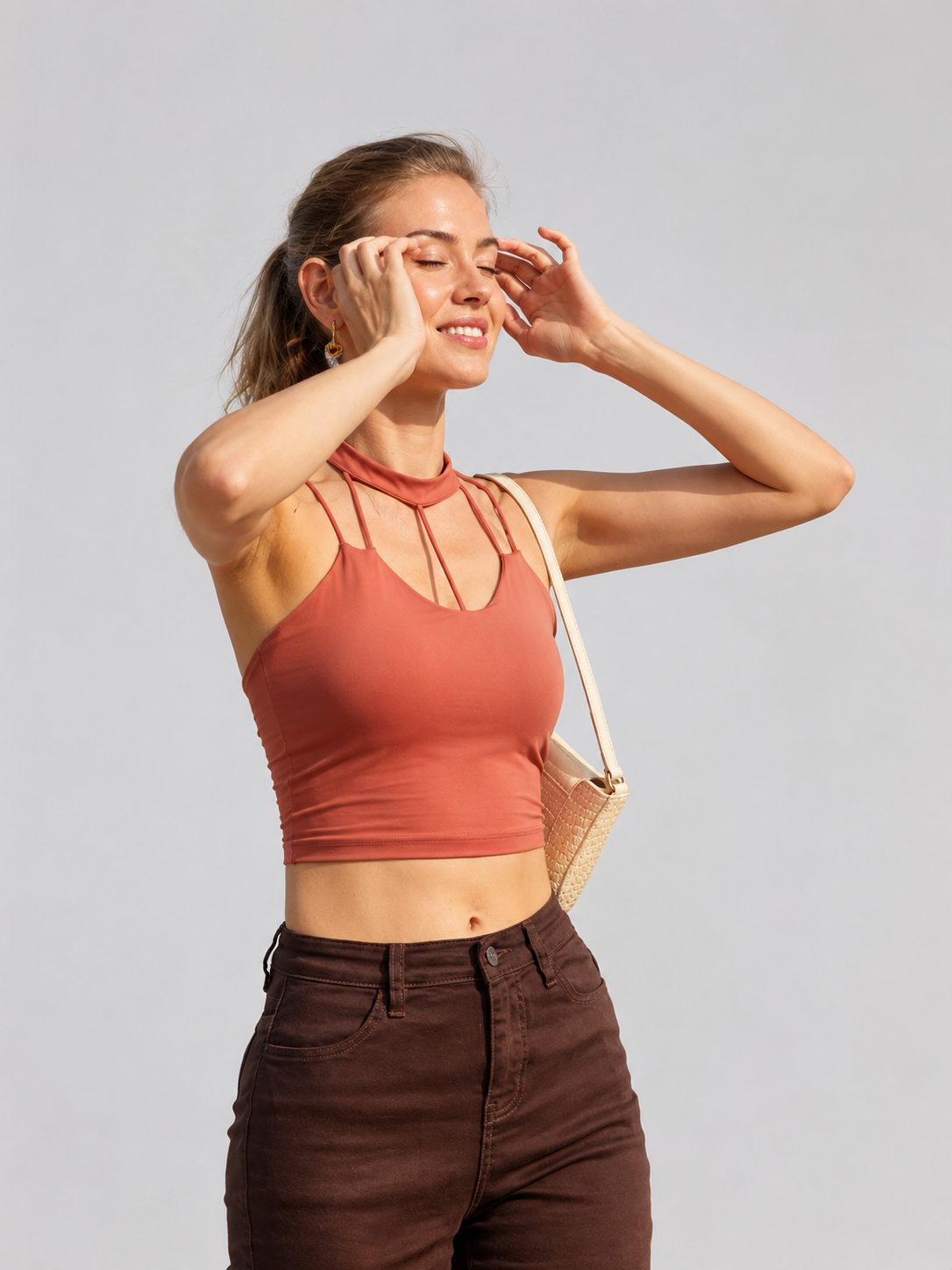 ChokerMuse Strappy Choker Yoga Bra SILVERWIND
