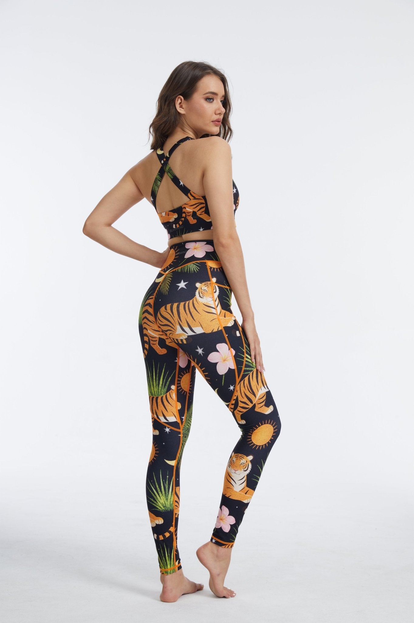 Jungle Reverie Cross Back Sports Bra - MYSILVERWIND