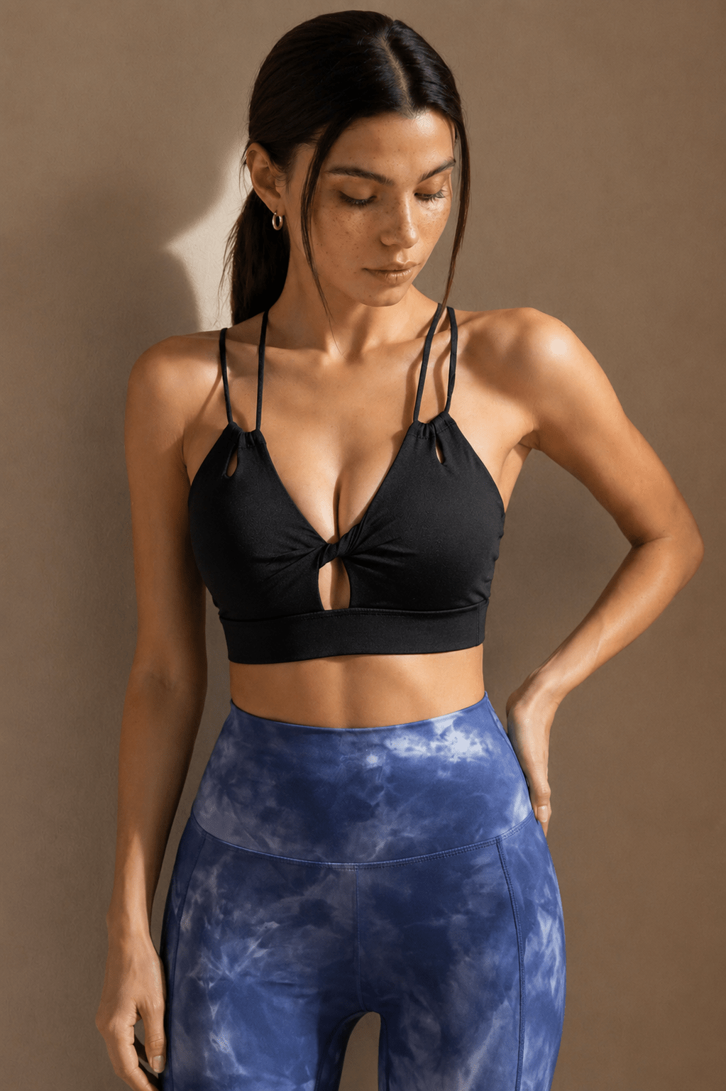 Nyra Twist Knot Cross - Back Sports Bra - Black - MYSILVERWIND
