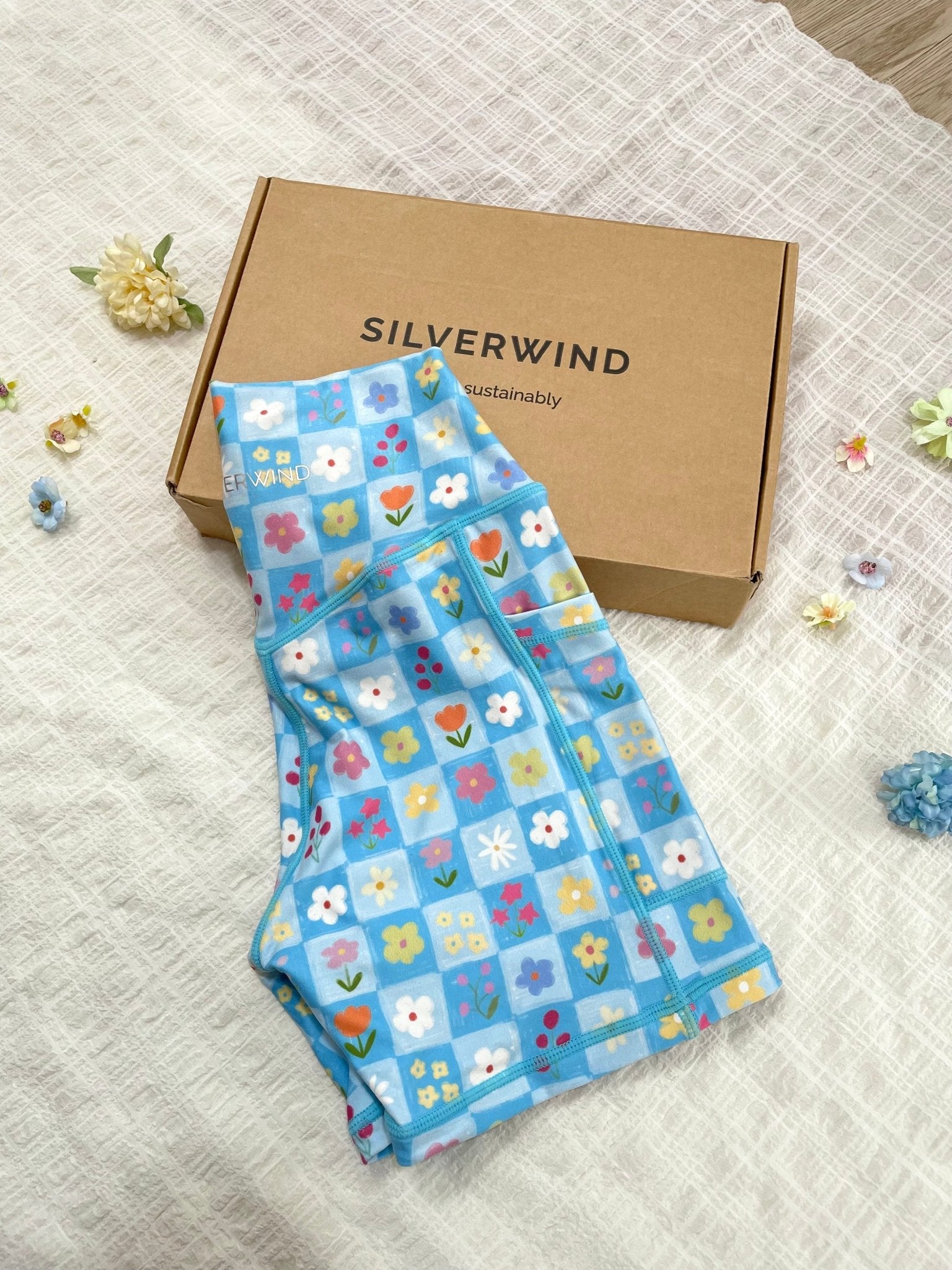 *Pre - Order* Blue Flower Grid Limited Workout Set - MYSILVERWIND
