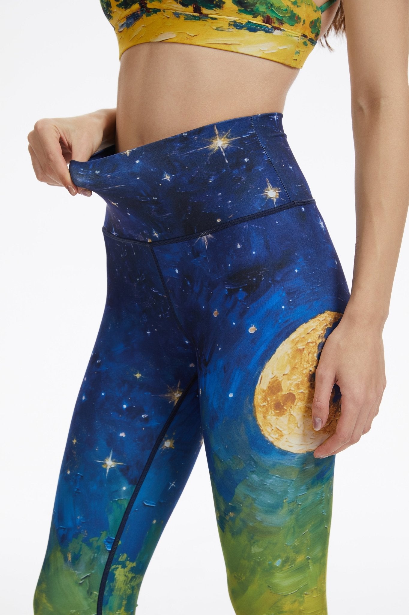 *Pre - Order* Starry Christmas High - waisted Leggings - MYSILVERWIND