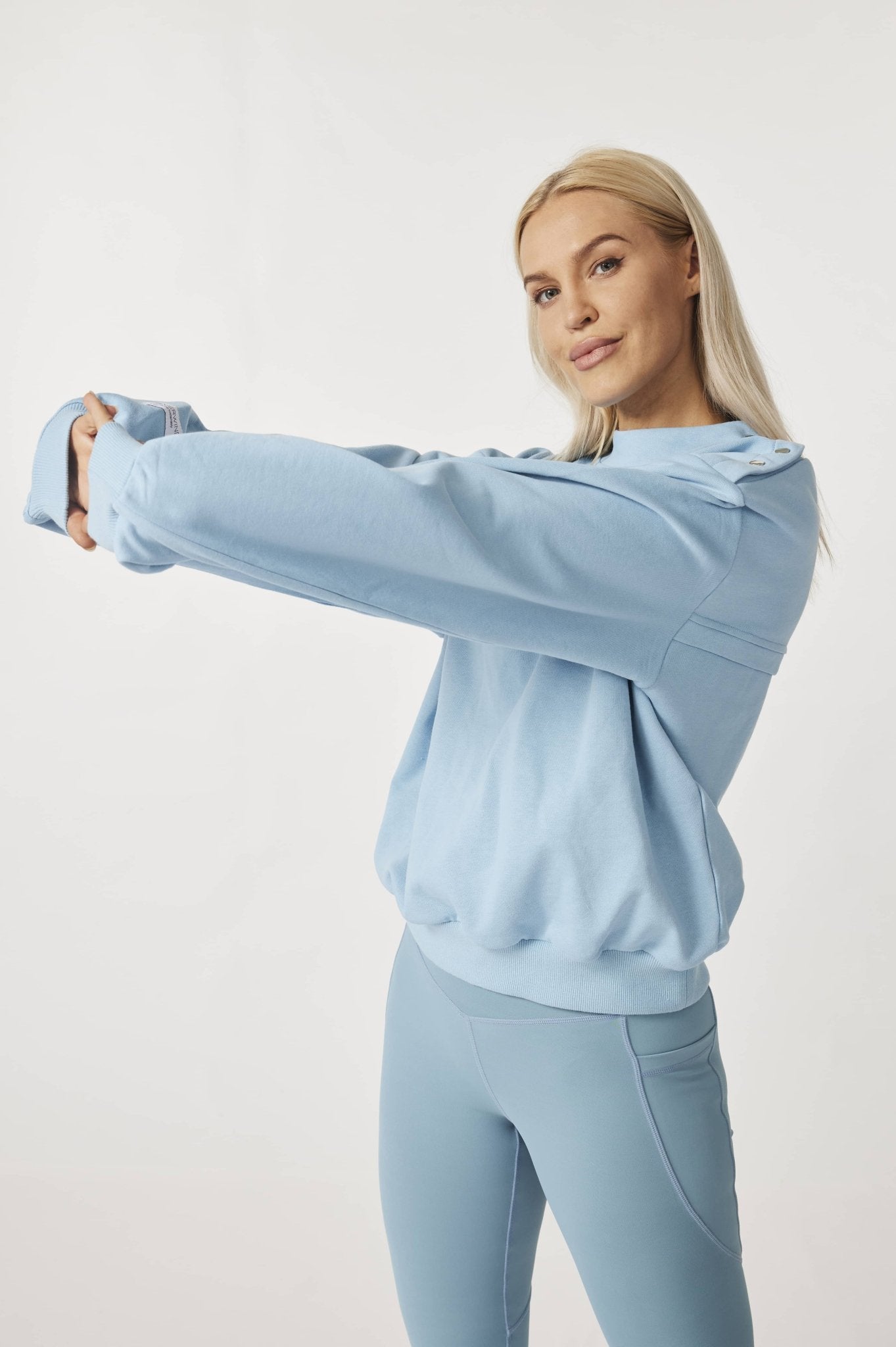 Relaxed Two - way Oversized Sweatshirt - Calm Blue - MYSILVERWIND